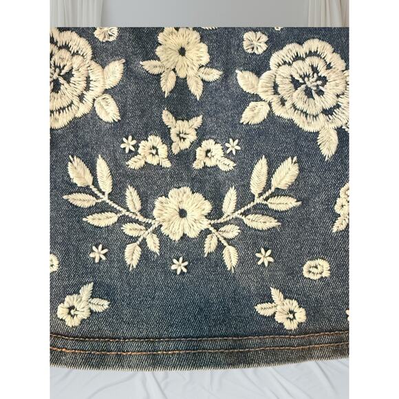 Savanna Jane Embroidered Denim Skirt Floral Boho Western Style Size Large - Picture 3 of 6